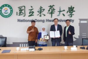 攜手邁向永續東華大學與Universitas Pertamina簽署合作備忘錄 Joining Hands for Sustainability: National Dong Hwa University and Universitas Pertamina Sign Memorandum of Understanding